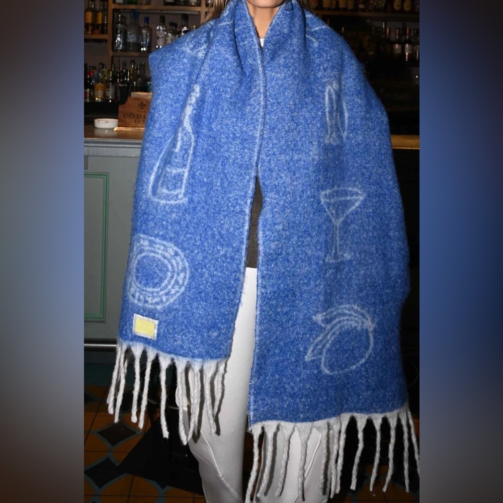 Blue Graphic Wool Fringe Scarf